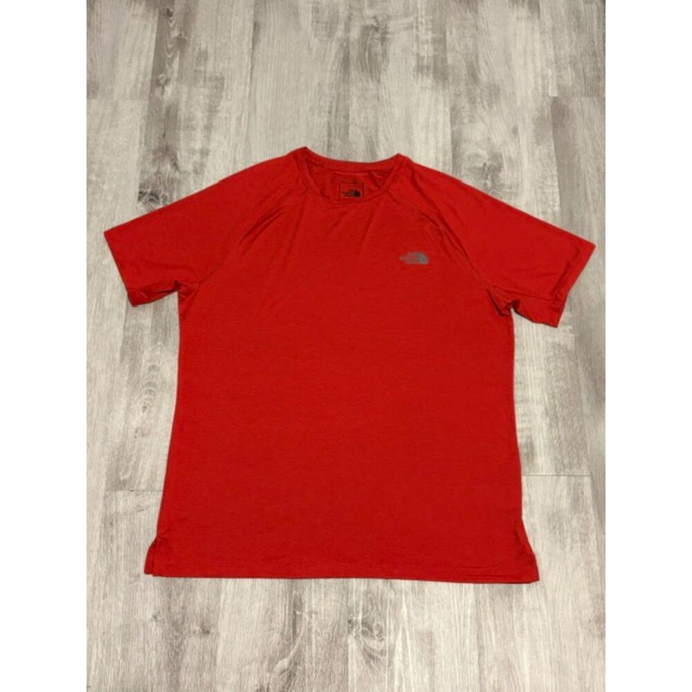 The North Face Red Short Sleeve T-Shirt Performance Outdoor Men's Large
